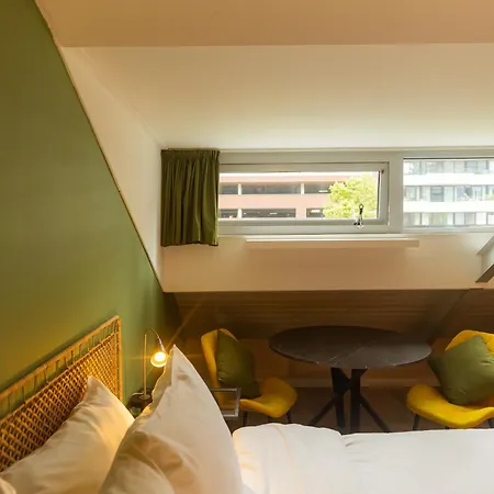 ホテル H2otel　ロッテルダム